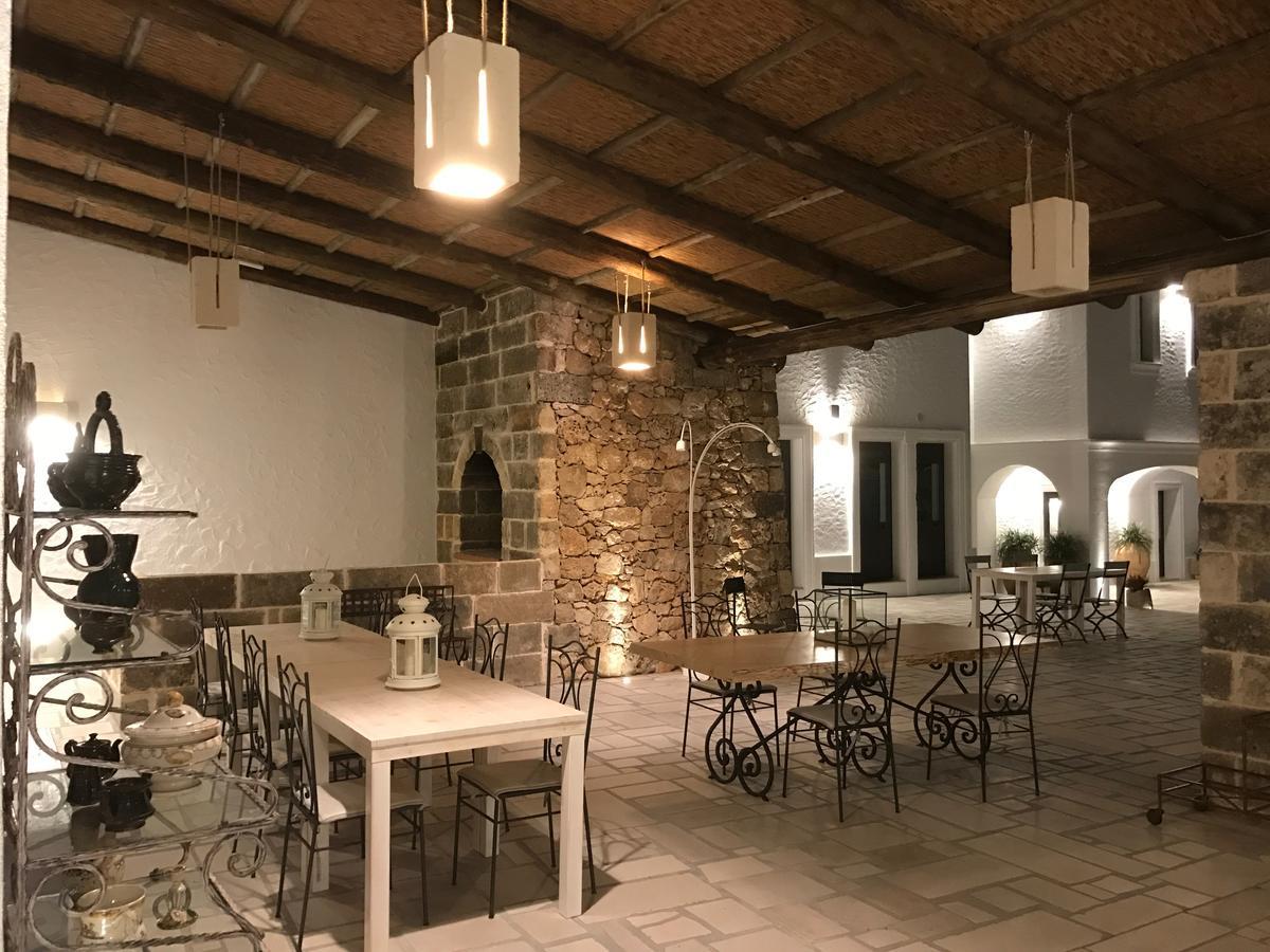 Masseria Le Mandorle Ugento Bagian luar foto
